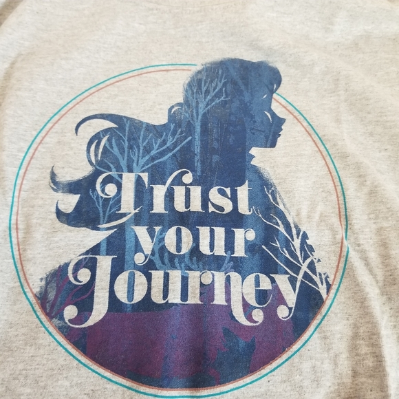 Disney Frozen 2 Princess Anna Trust your Journey Forest Graphic Tee Shirt New - Picture 2 of 7